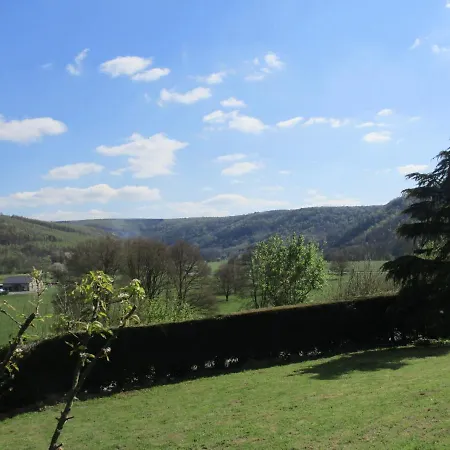 Hébergement de vacances Maison L'hirondelle Rustique à *