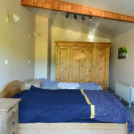 Maison L'hirondelle Rustique à Hébergement de vacances *