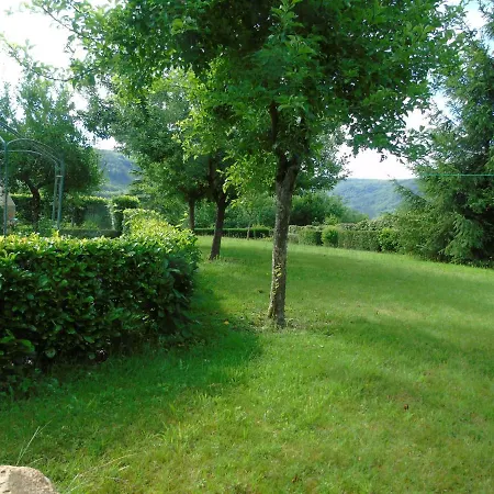 Maison L'hirondelle Rustique à Hébergement de vacances Tournavaux